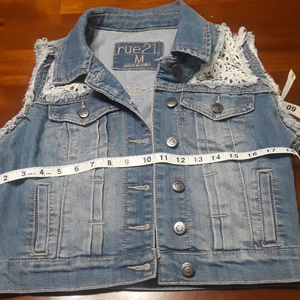 Jean Vest With Crochet Pattern And Pockets